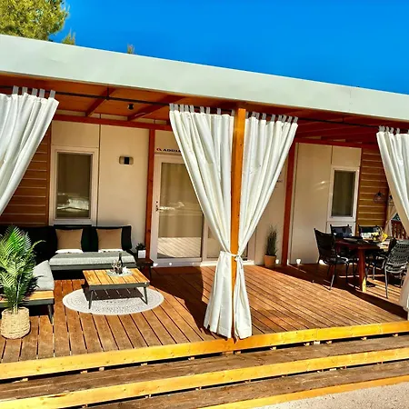 Ayana Mobile Campsite Orebic